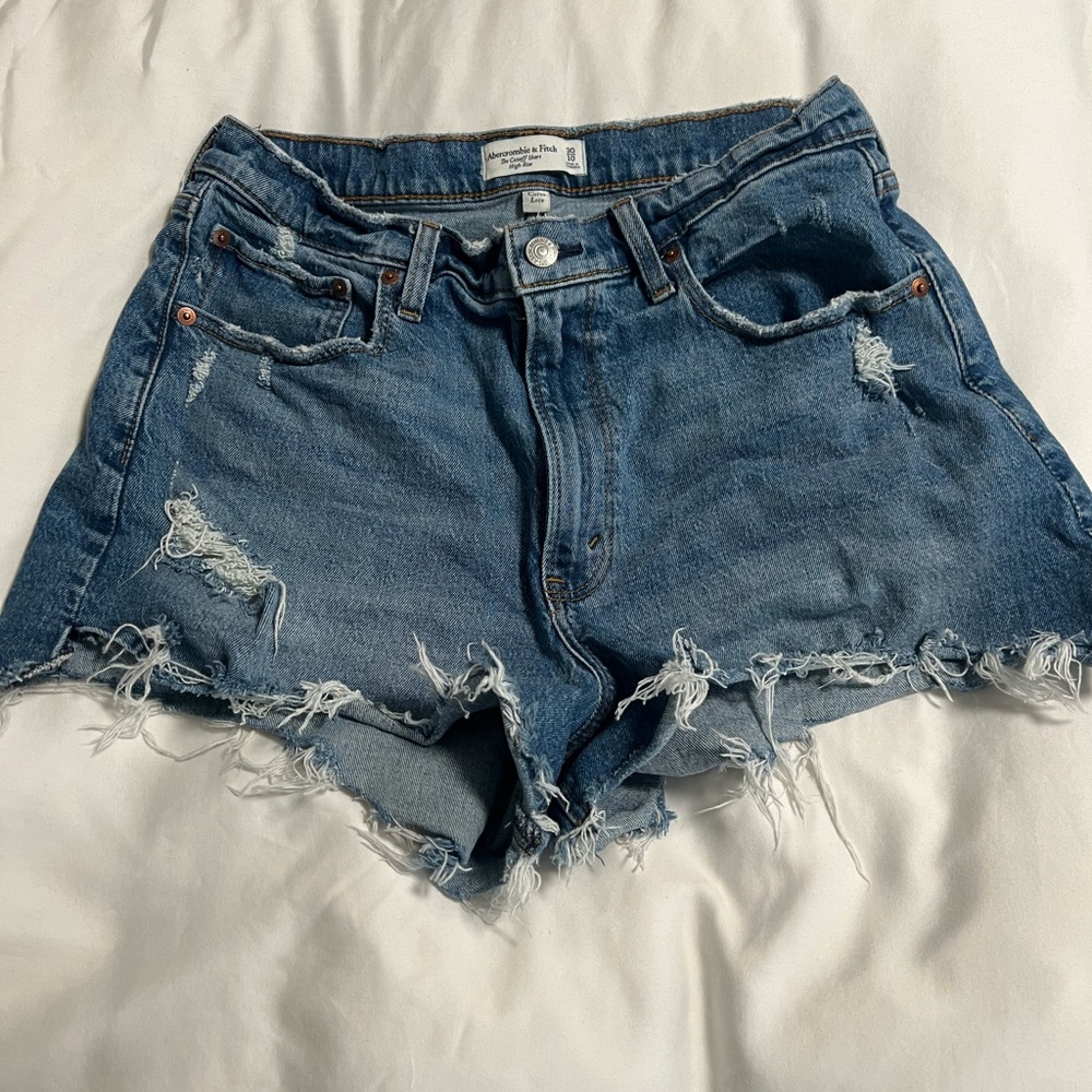 Abercrombie Curve Love High Rise Mom Jean Shorts